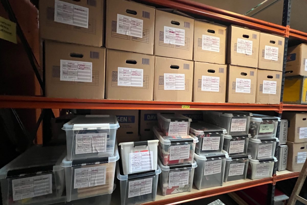 IMG_2966 Nedpakning af A-centret på Houens Odde